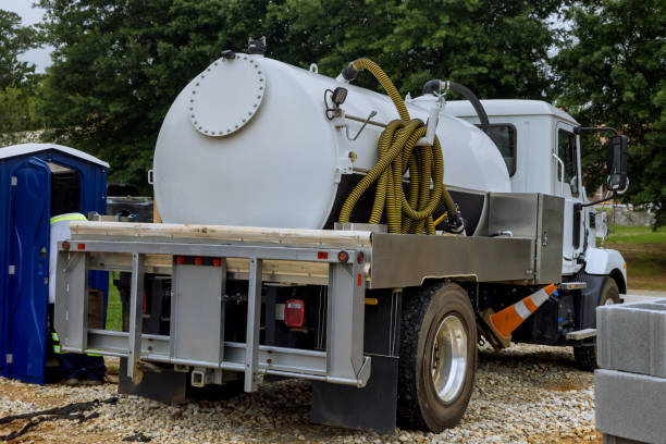 Best Portable restroom trailer rental  in Mandeville, LA